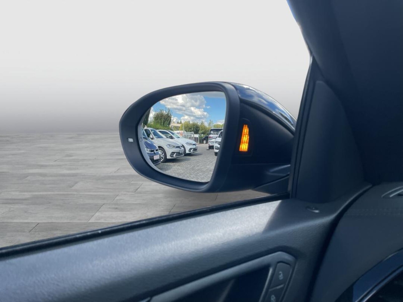 Volkswagen T-Roc Cabriolet – Bild 15