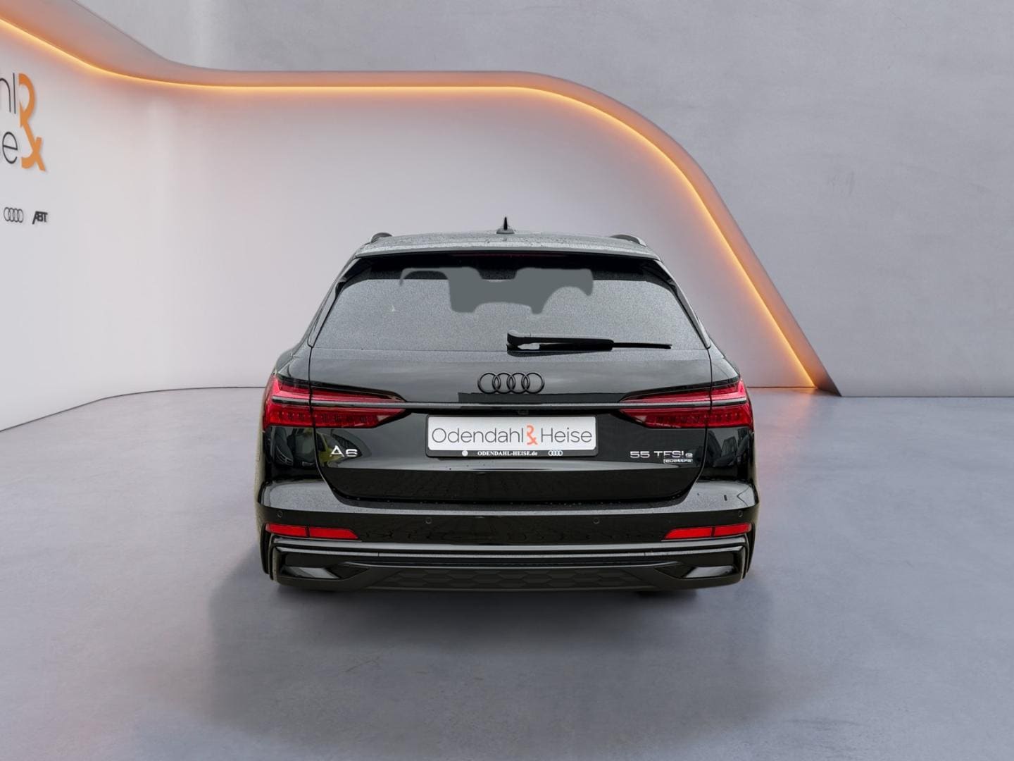 Bild über Audi A6 Avant TFSI e S line 55 TFSI e quattro S tronic - für weitere Informationen kontaktieren Sie den Audi Partner