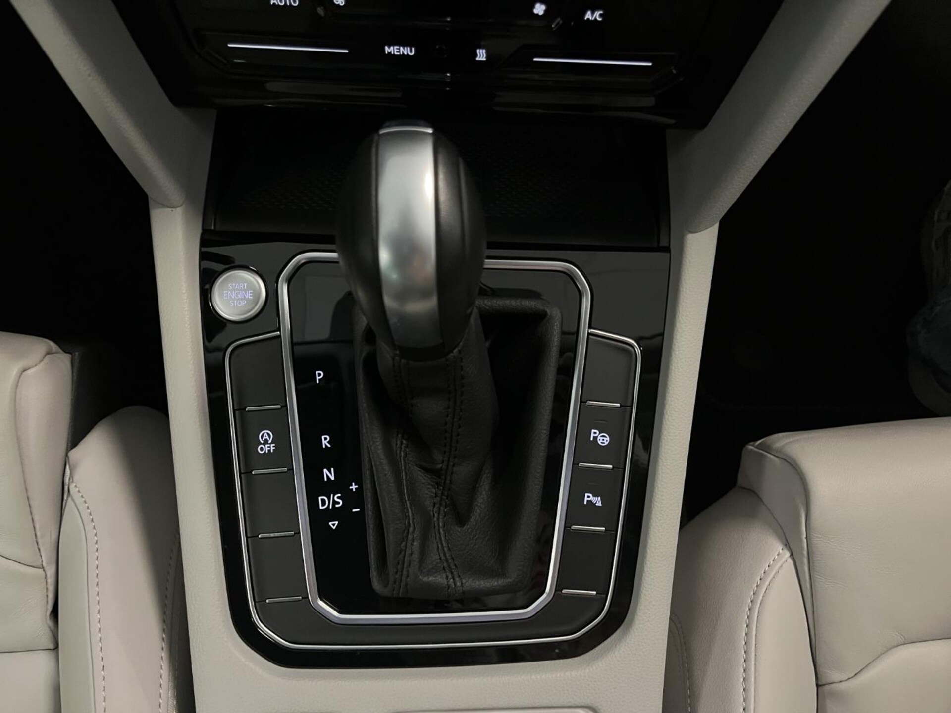 Volkswagen Passat Variant Elegance