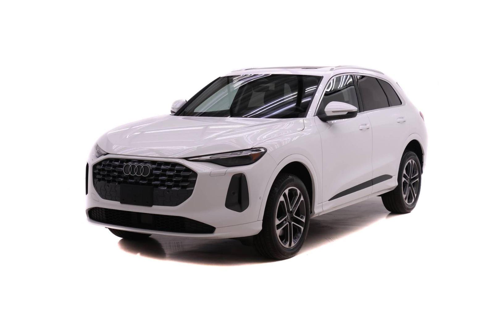 2025 Audi Q5 40 Premium's photo