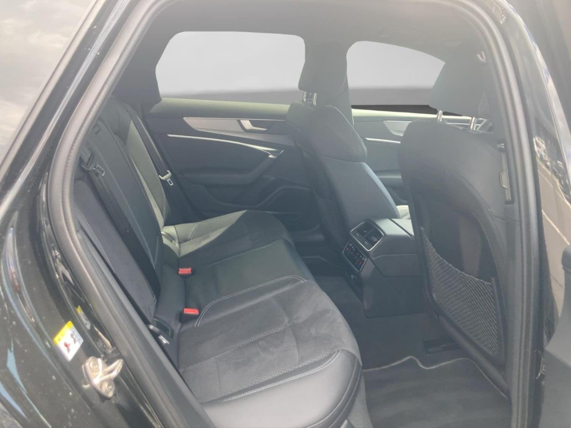 Audi S6 Avant