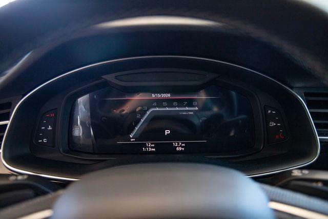 2026 Audi SQ7 Premium Plus - Photo 9