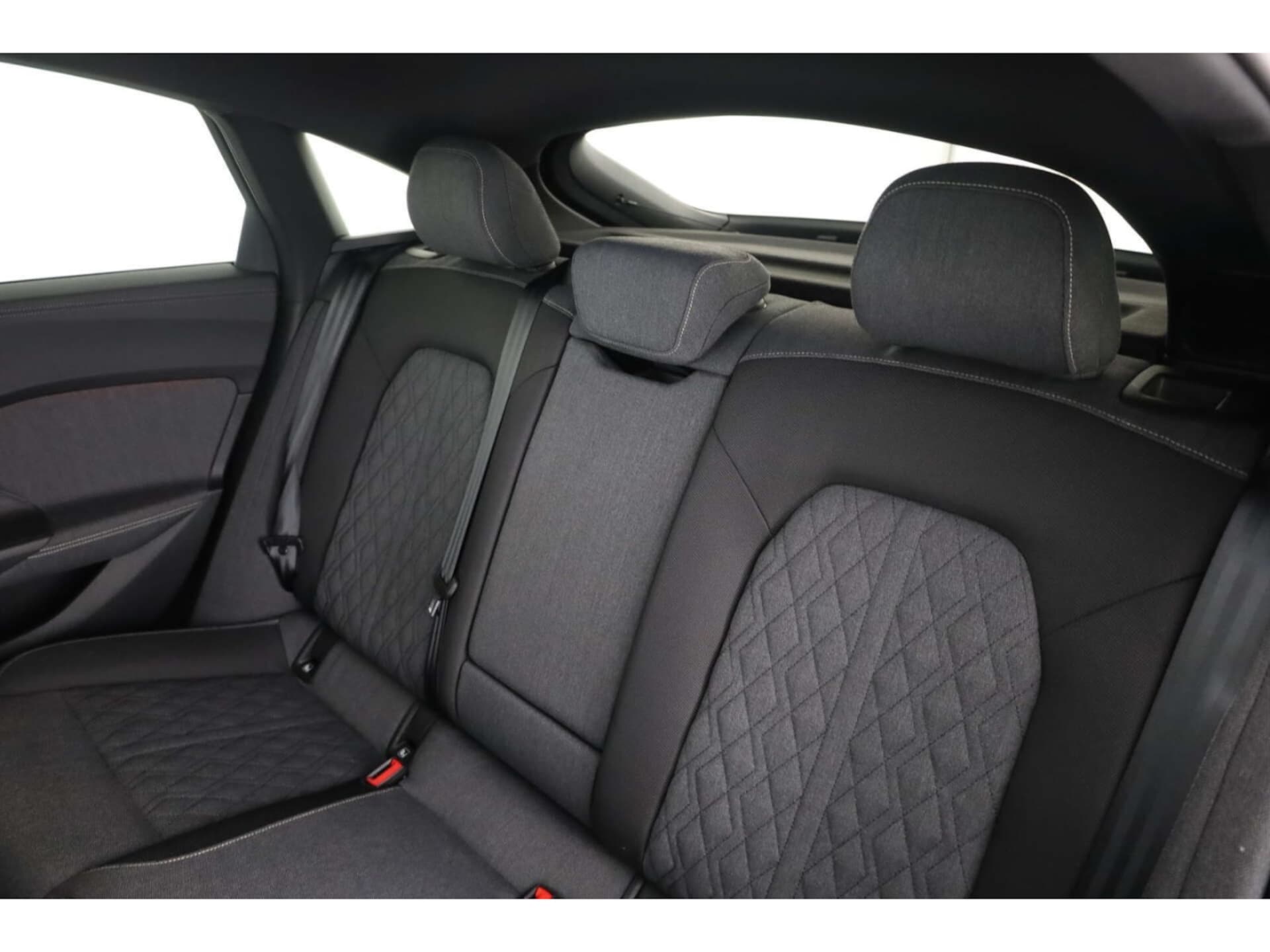 Audi A5 Limousine edition one