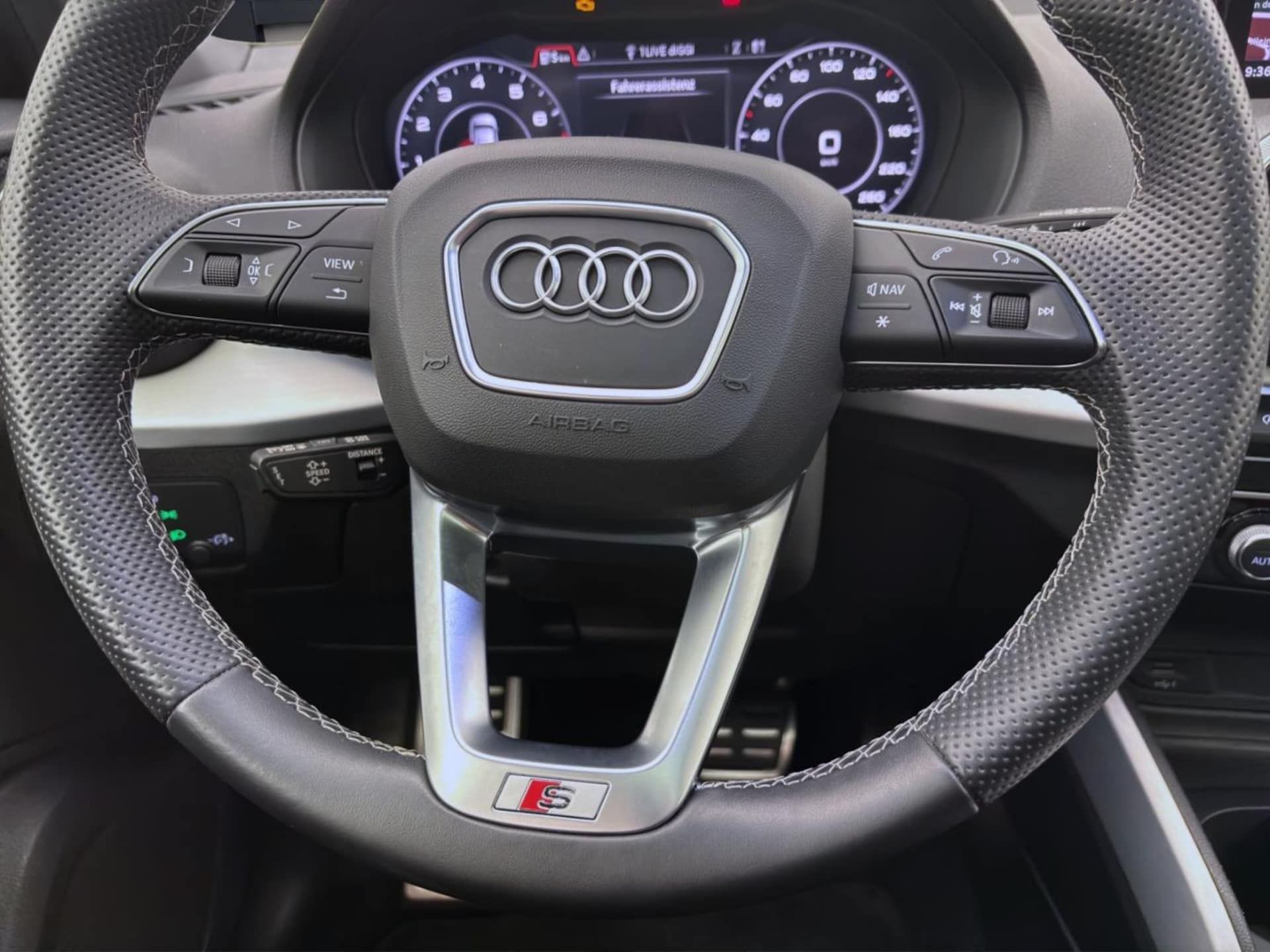 Audi Q2 S line