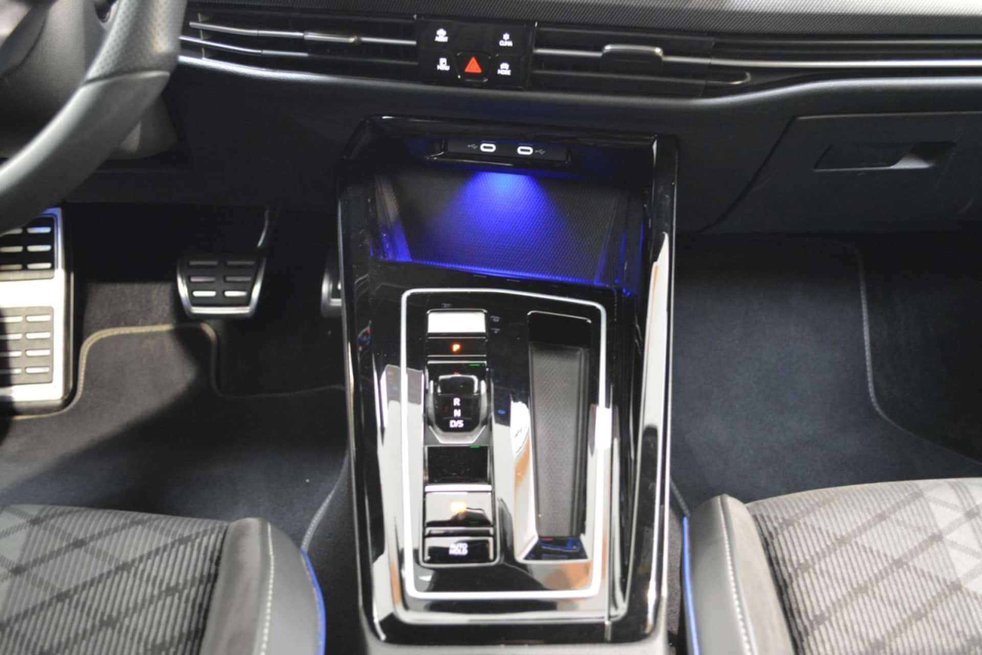 Volkswagen Golf Variant R-Line