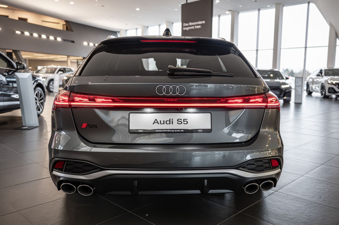 Bild über Audi S5 Avant TFSI 270 kW S tronic - für weitere Informationen kontaktieren Sie den Audi Partner