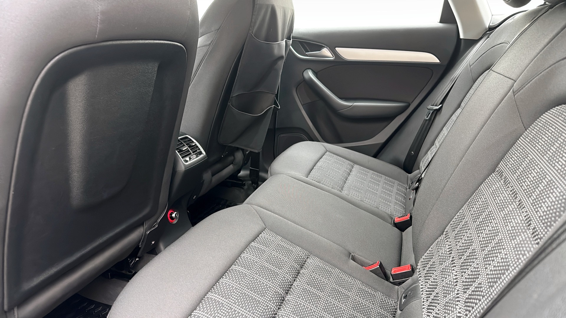 Bild som visar Audi Q3 Q3 2.0 TDI quattro Proline Sport 150 hk S tronic - för mer information kontakta din Audi Partner