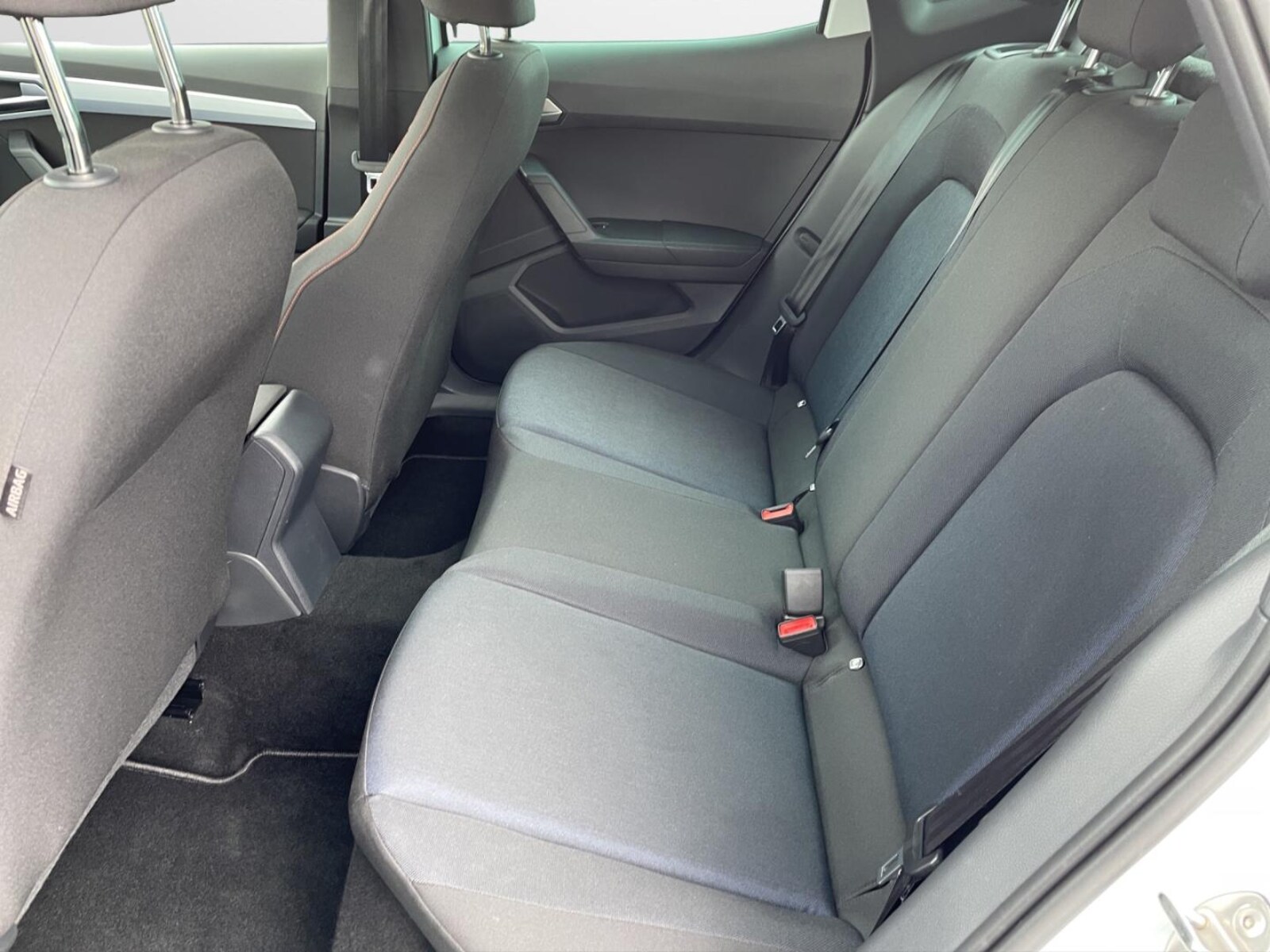 SEAT Arona – Bild 12