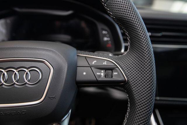 2026 Audi SQ7 Premium Plus - Photo 13