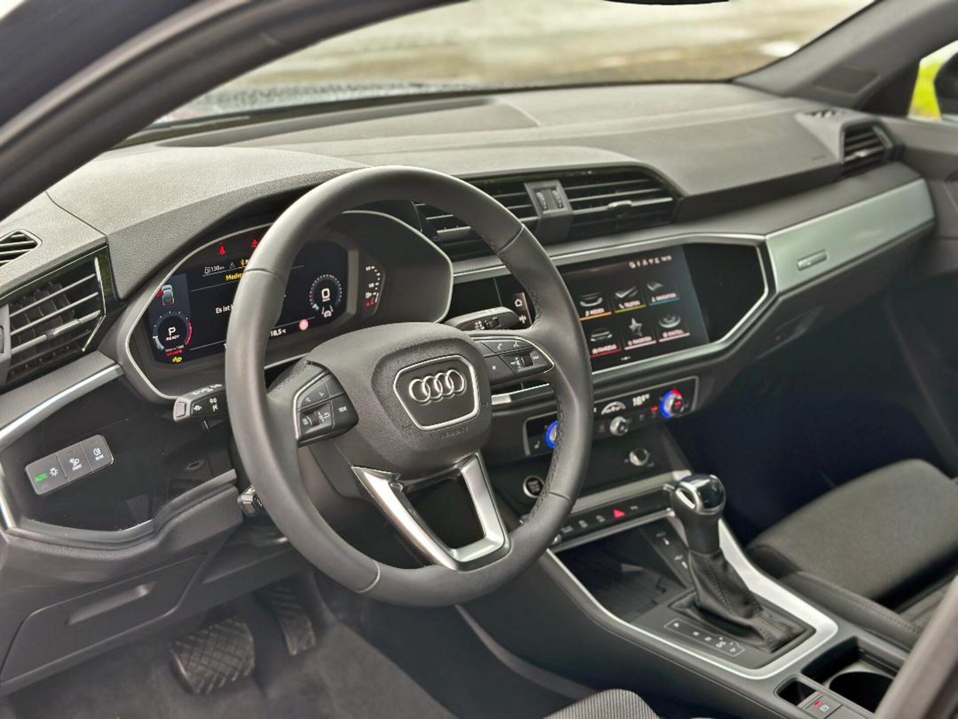 Audi Q3 Sportback S line