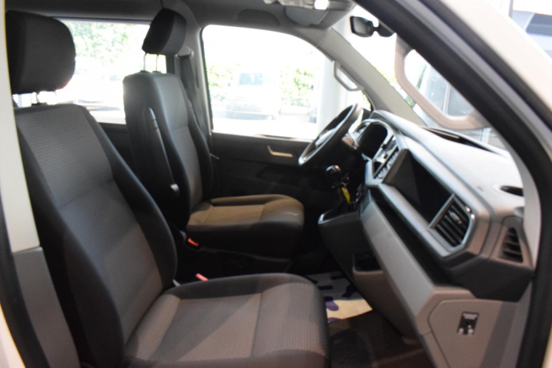 Volkswagen T6.1 Transporter Kasten kurzer Radstand