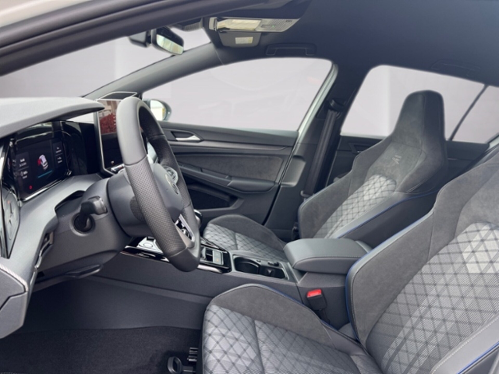 Volkswagen Golf R-Line