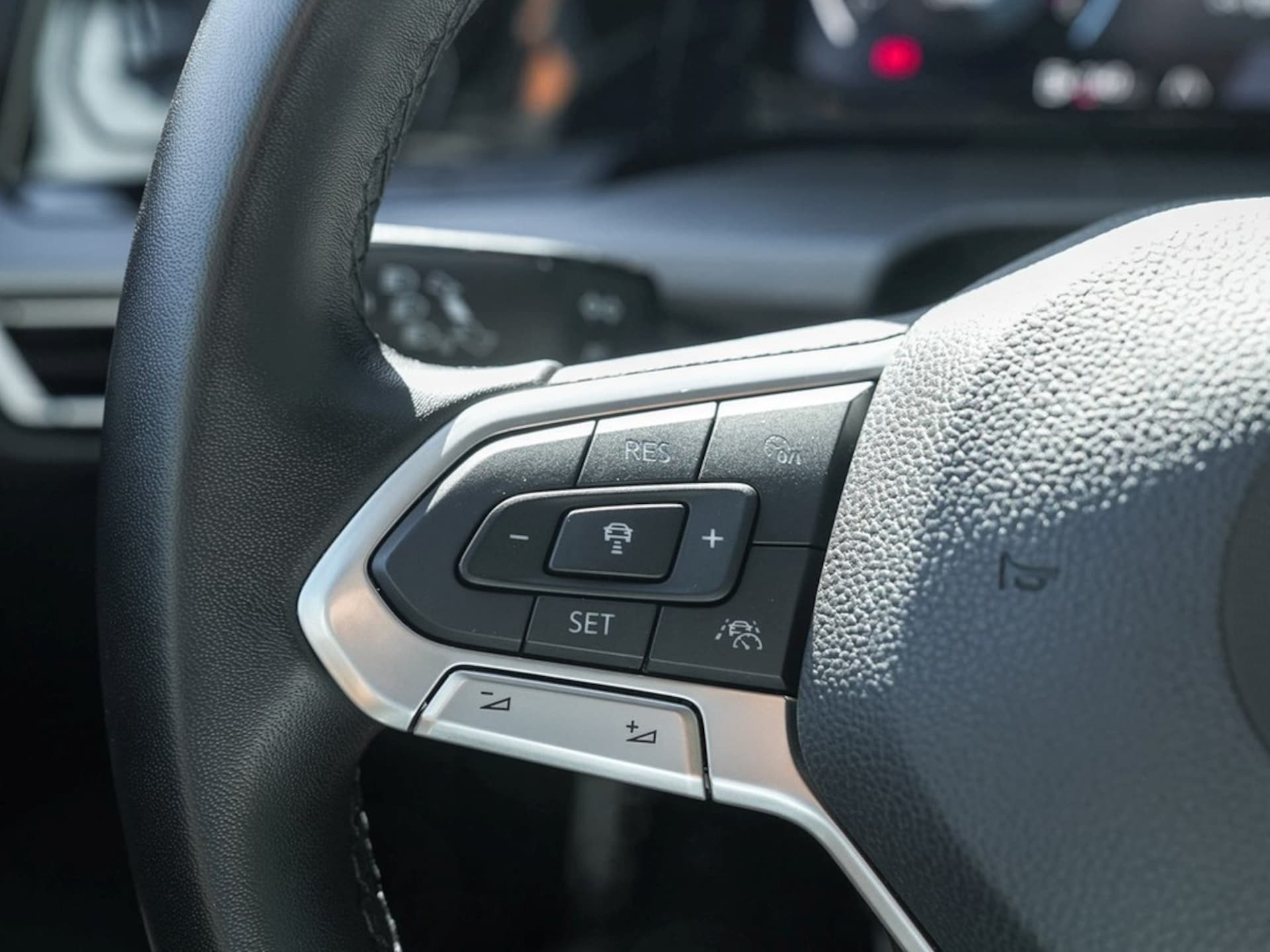 Volkswagen Golf Active
