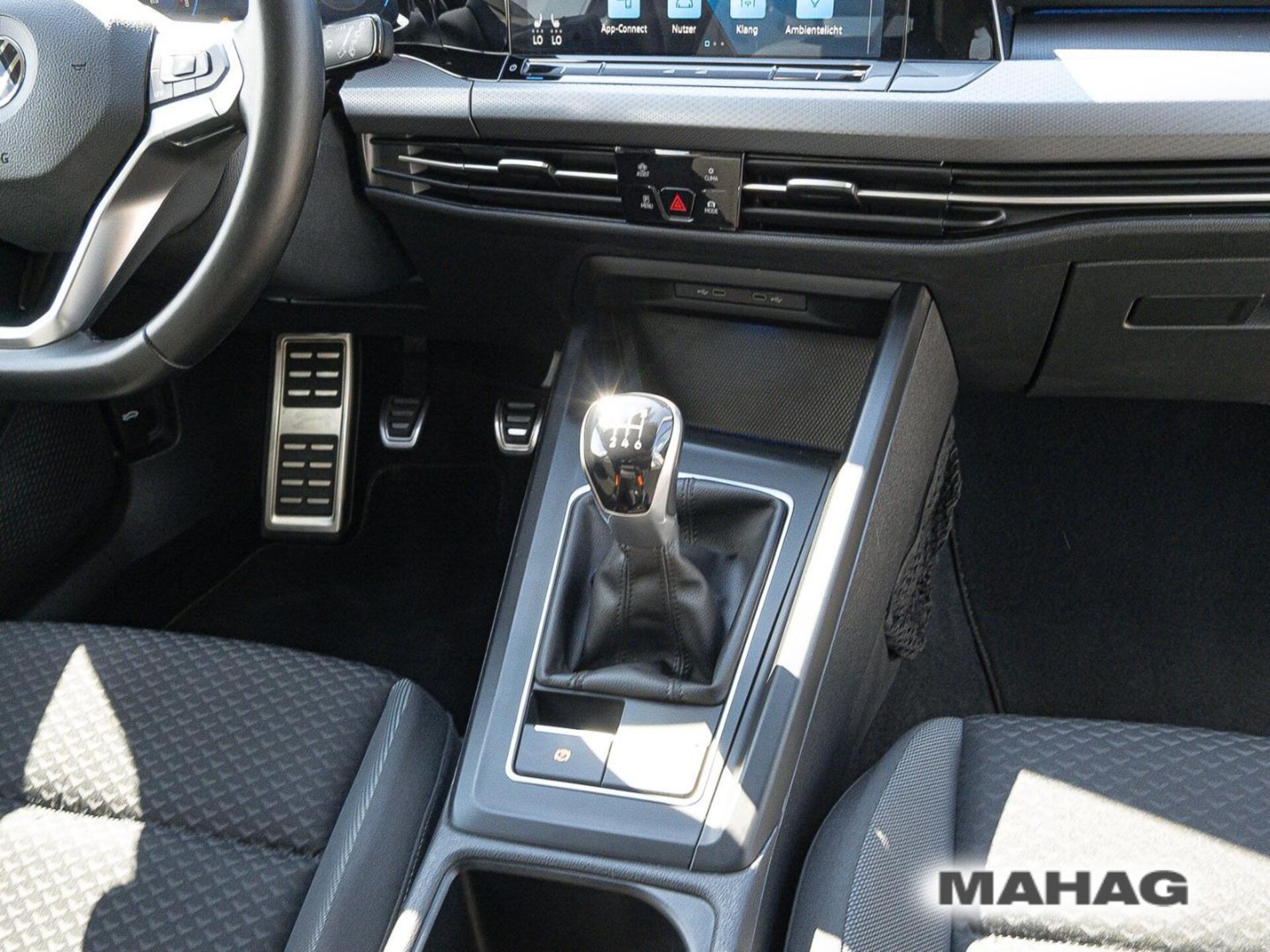 Volkswagen Golf Active