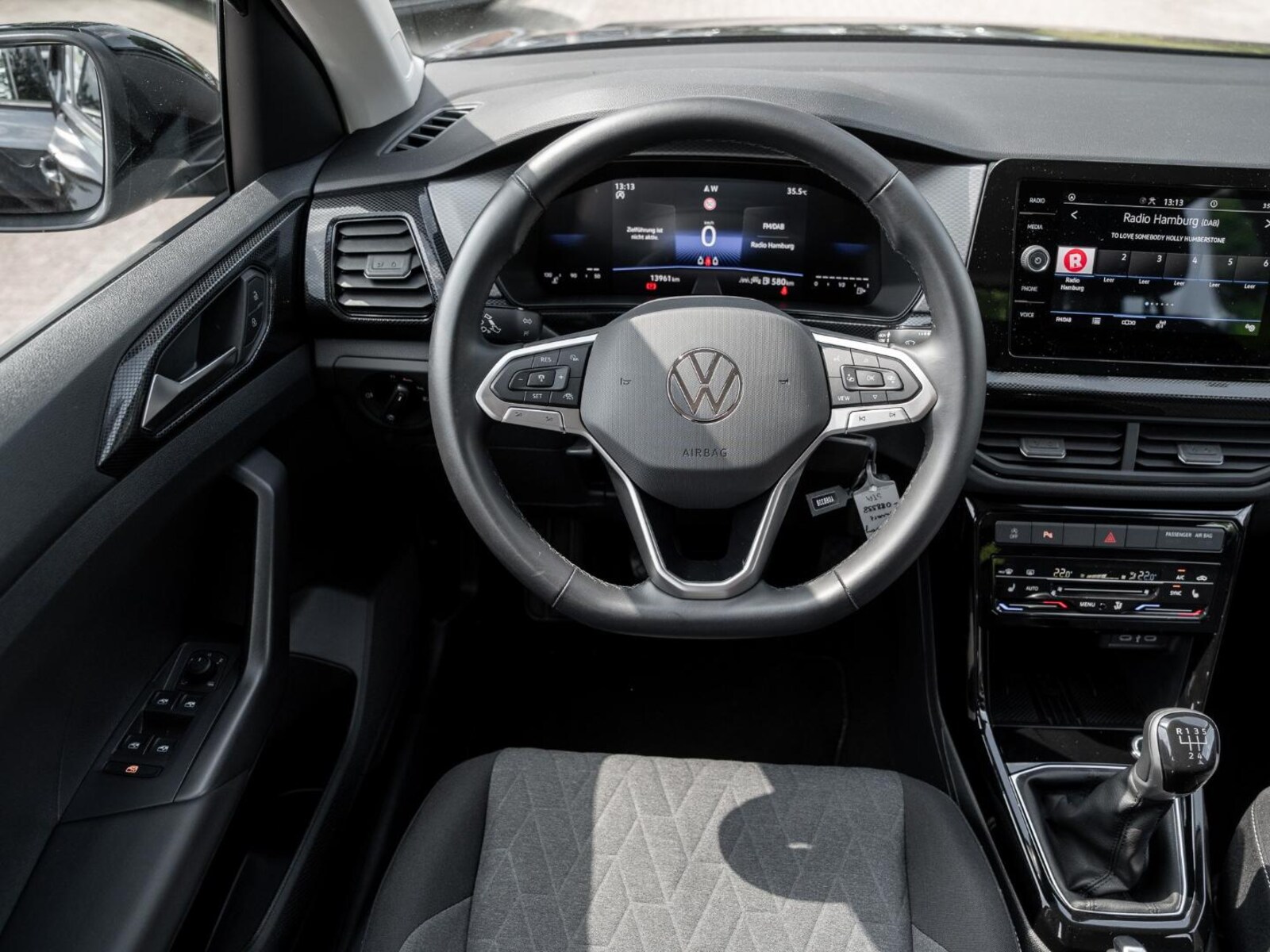 Volkswagen T-Cross – Bild 11