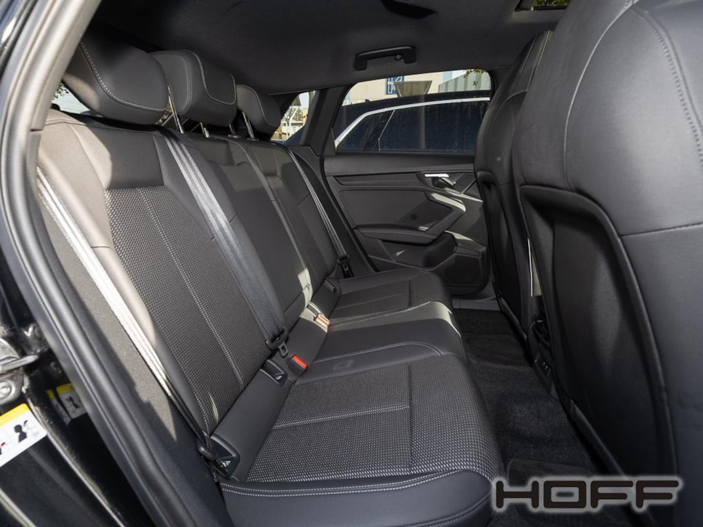 Bild über Audi A3 Sportback TFSI e S line 40 TFSI e S tronic - für weitere Informationen kontaktieren Sie den Audi Partner