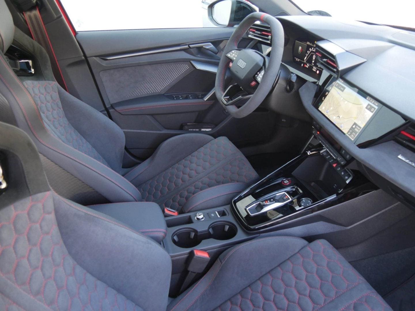 Image about Audi RS 3 Sportback TFSI quattro S tronic
