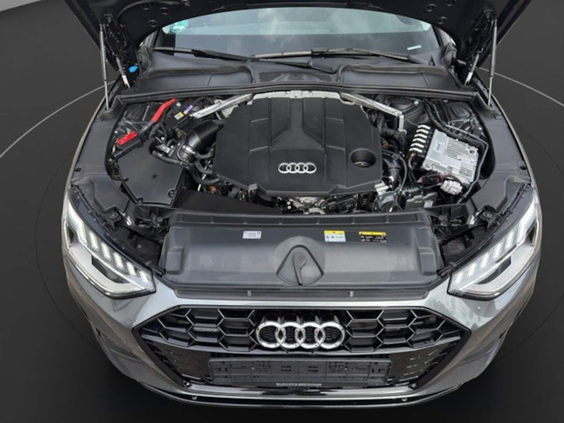 Audi A4 Avant S line