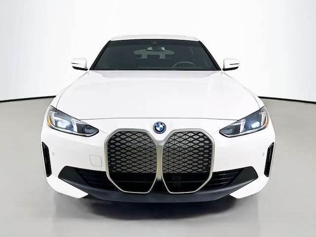 2025 BMW