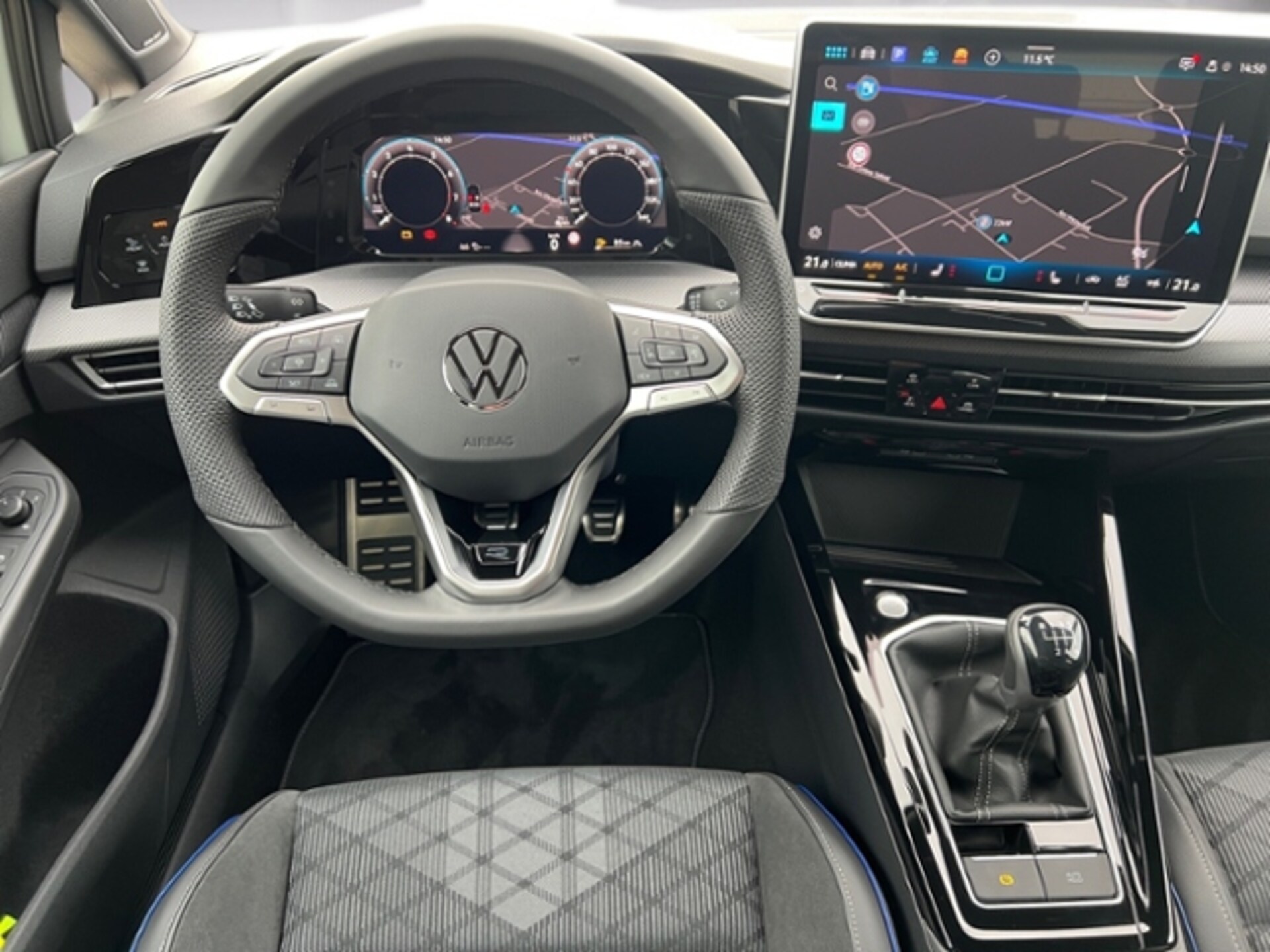 Volkswagen Golf R-Line