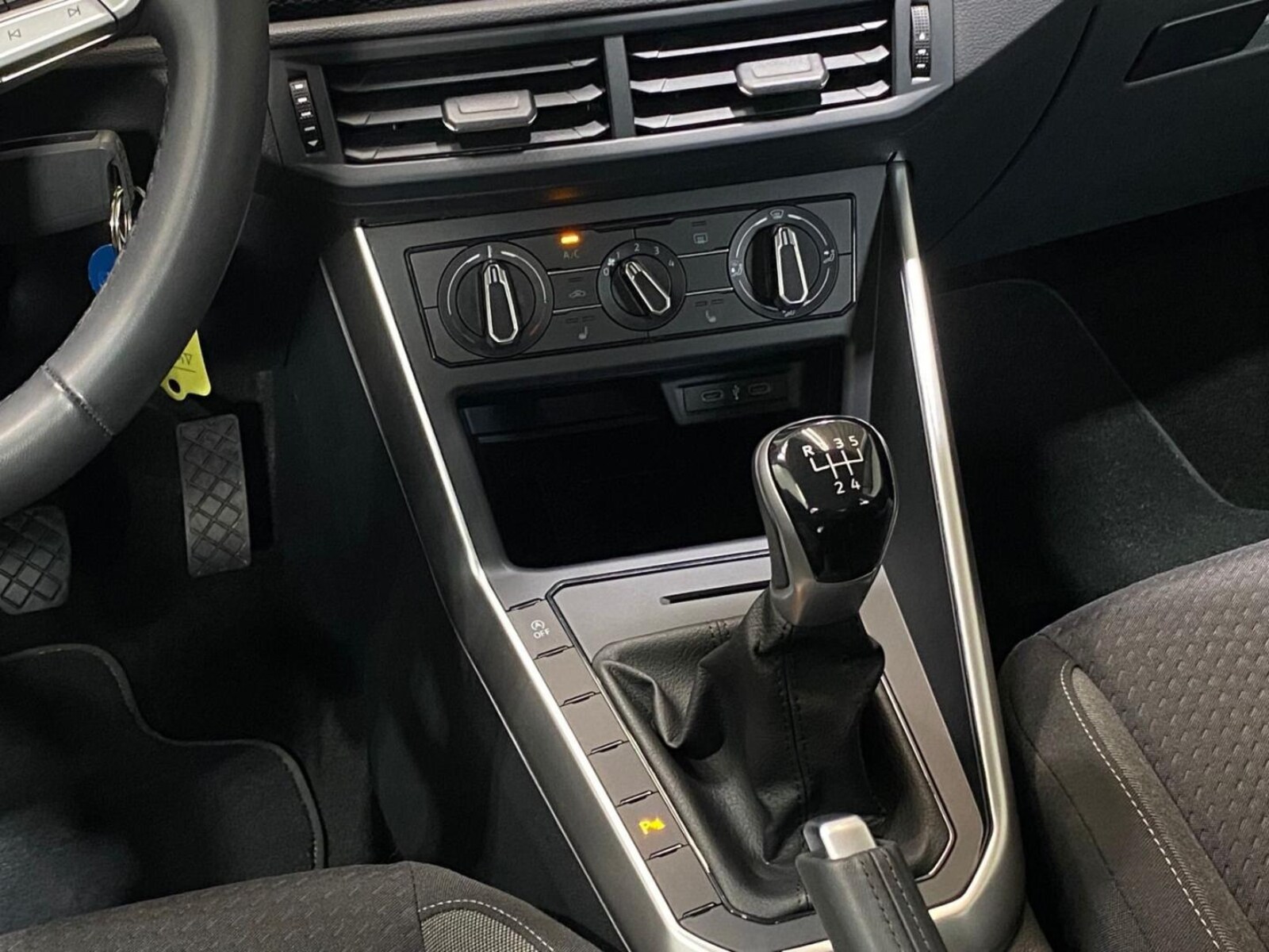 Volkswagen Polo – Bild 9
