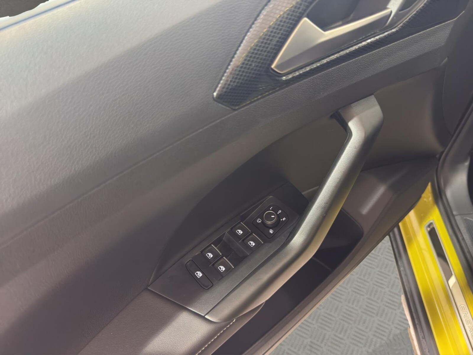Volkswagen T-Cross – Bild 12