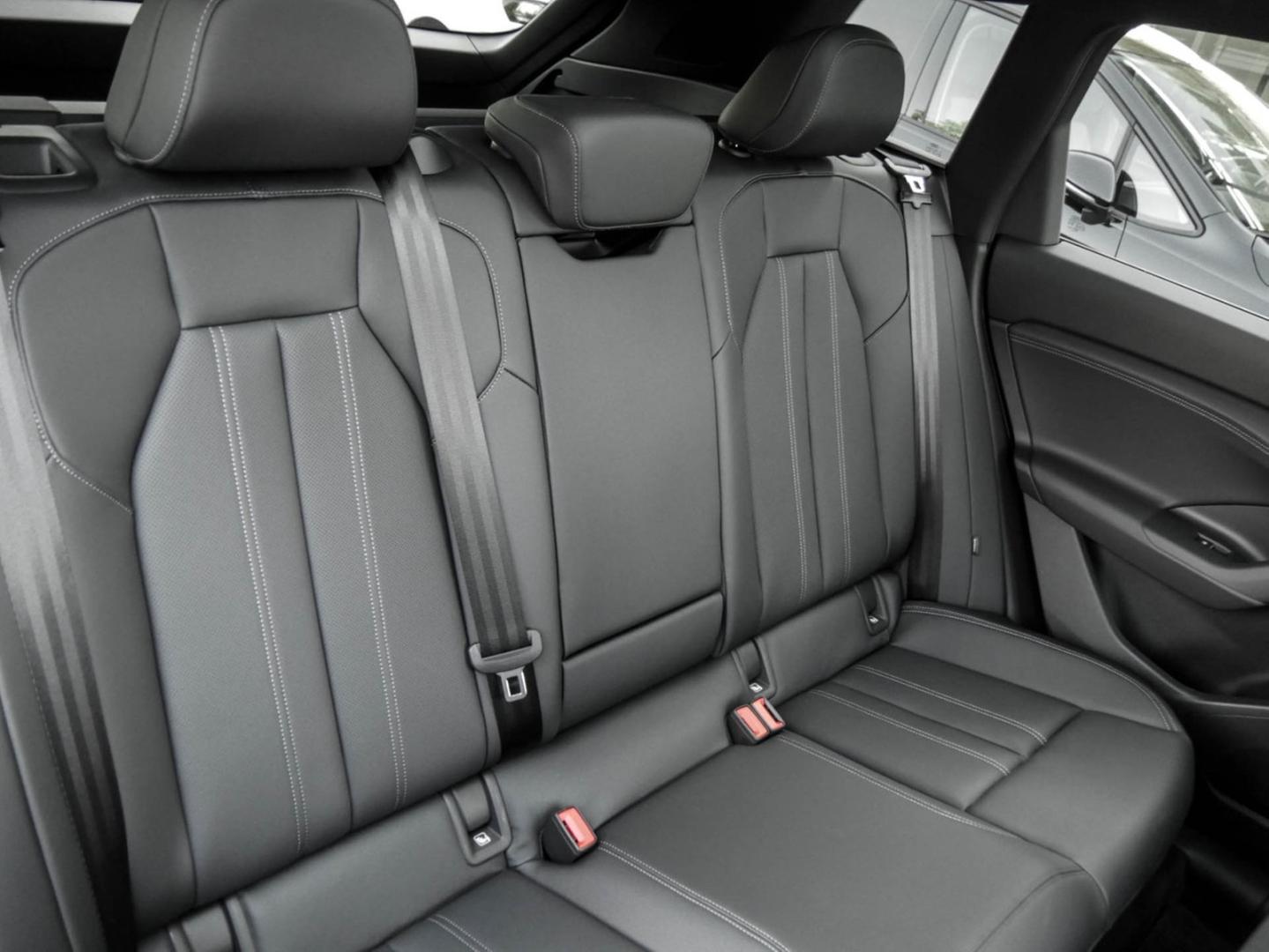 Image about Audi Q6 SUV e-tron e-tron performance