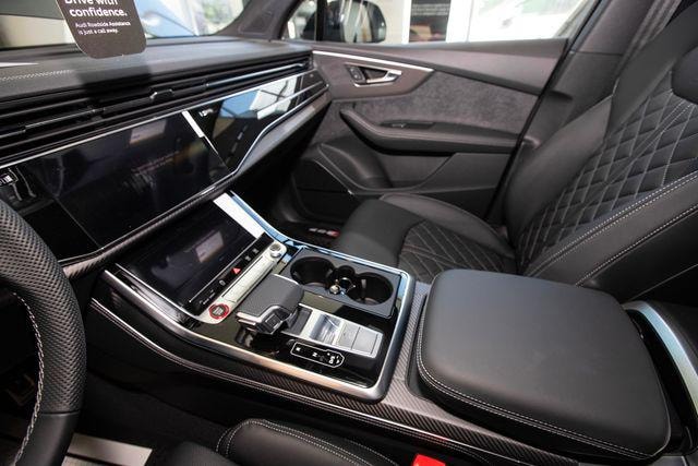 2026 Audi SQ7 Premium Plus - Photo 16