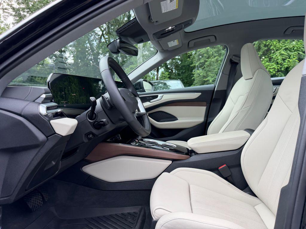2026 Audi A6 Premium - Photo 15