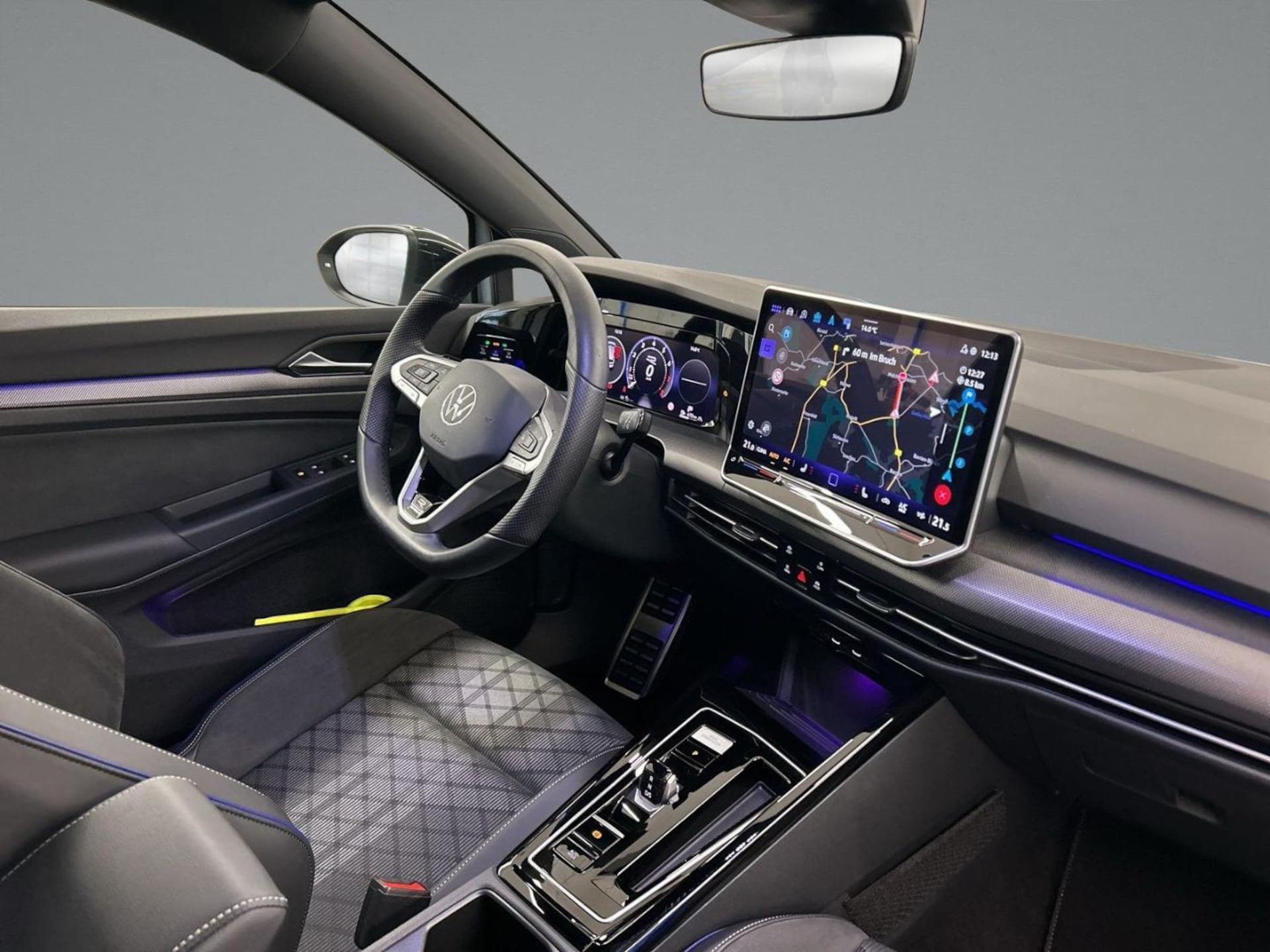 Volkswagen Golf R-Line