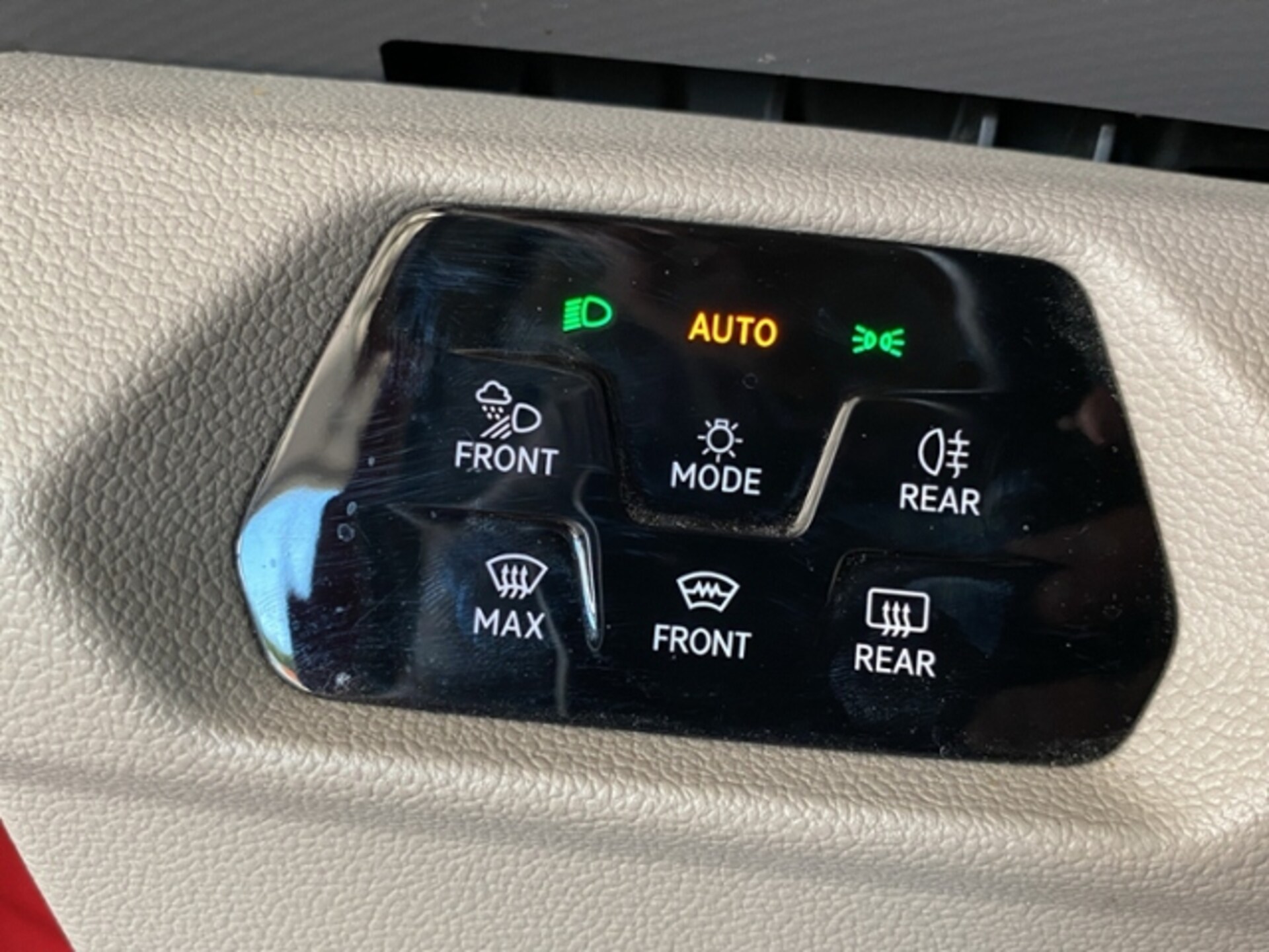 Volkswagen Multivan Basis-Modell