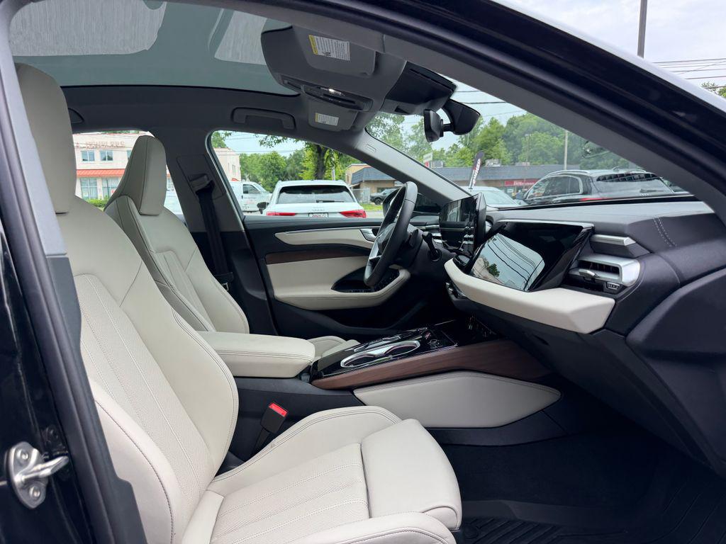 2026 Audi A6 Premium - Photo 16