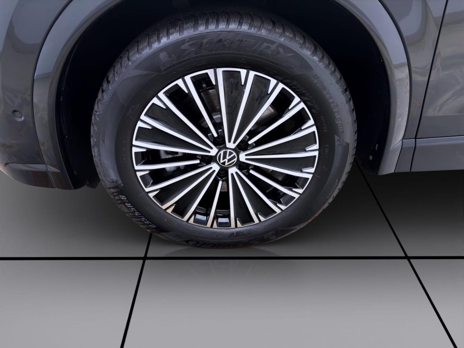 Volkswagen Tiguan – Bild 8
