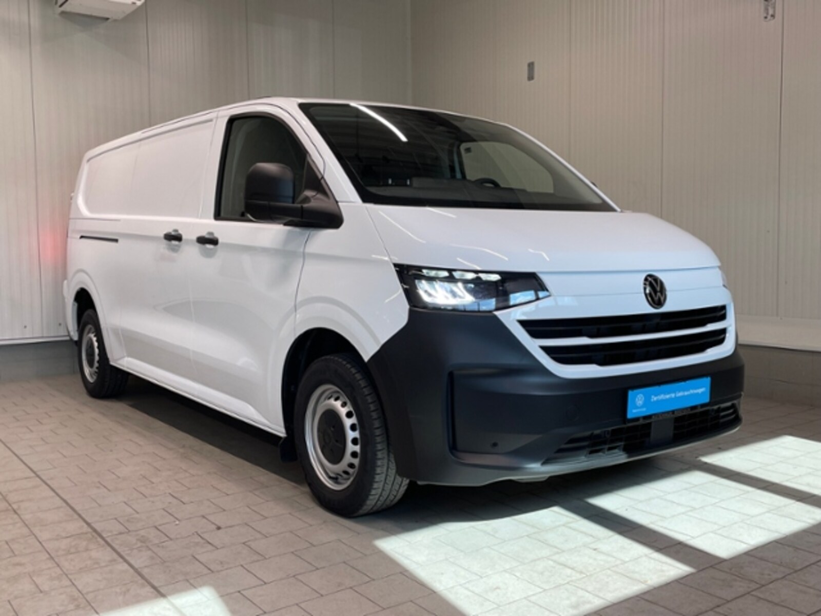 Volkswagen Transporter Kasten langer Radstand – Bild 2