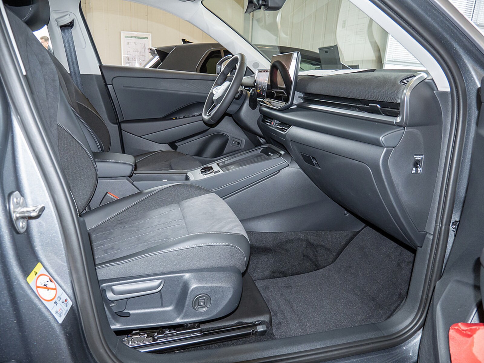 Volkswagen T-Roc – Bild 2