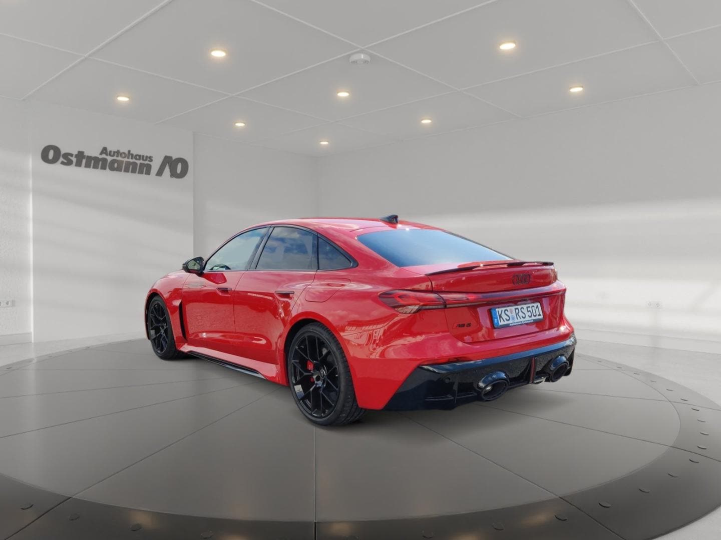 Bild über Audi RS 5 Limousine TFSI quattro 470 kW tiptronic - für weitere Informationen kontaktieren Sie den Audi Partner