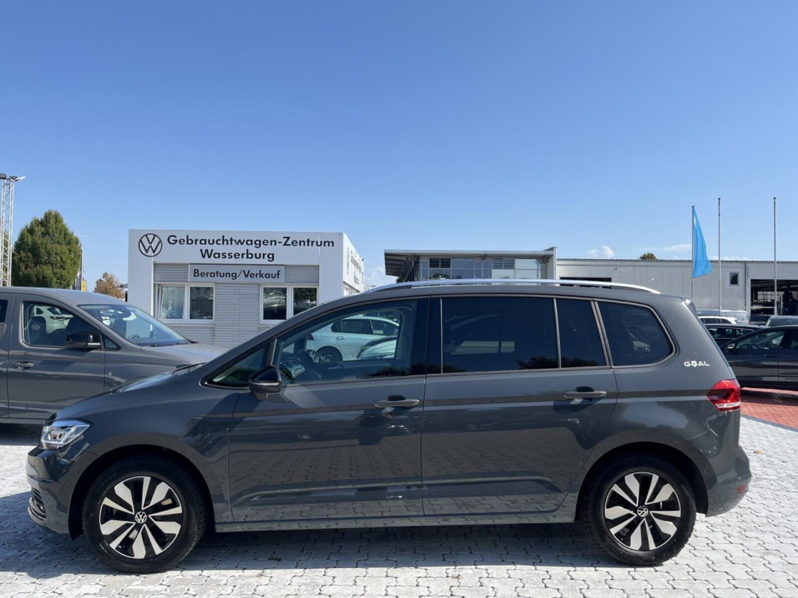 Volkswagen Touran – Bild 2