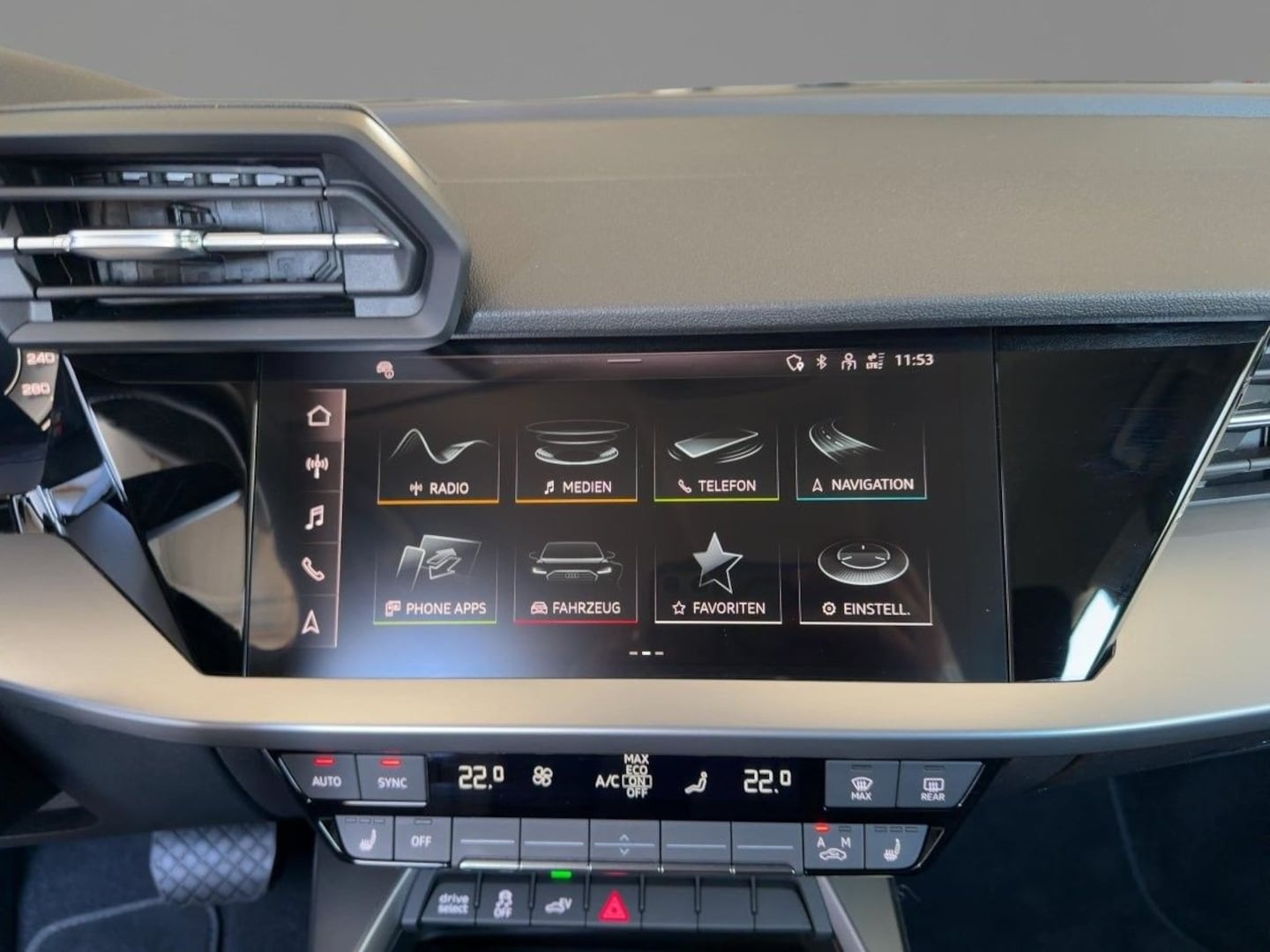 Bild über Audi A3 Sportback TFSI e 40 TFSI e S tronic - für weitere Informationen kontaktieren Sie den Audi Partner