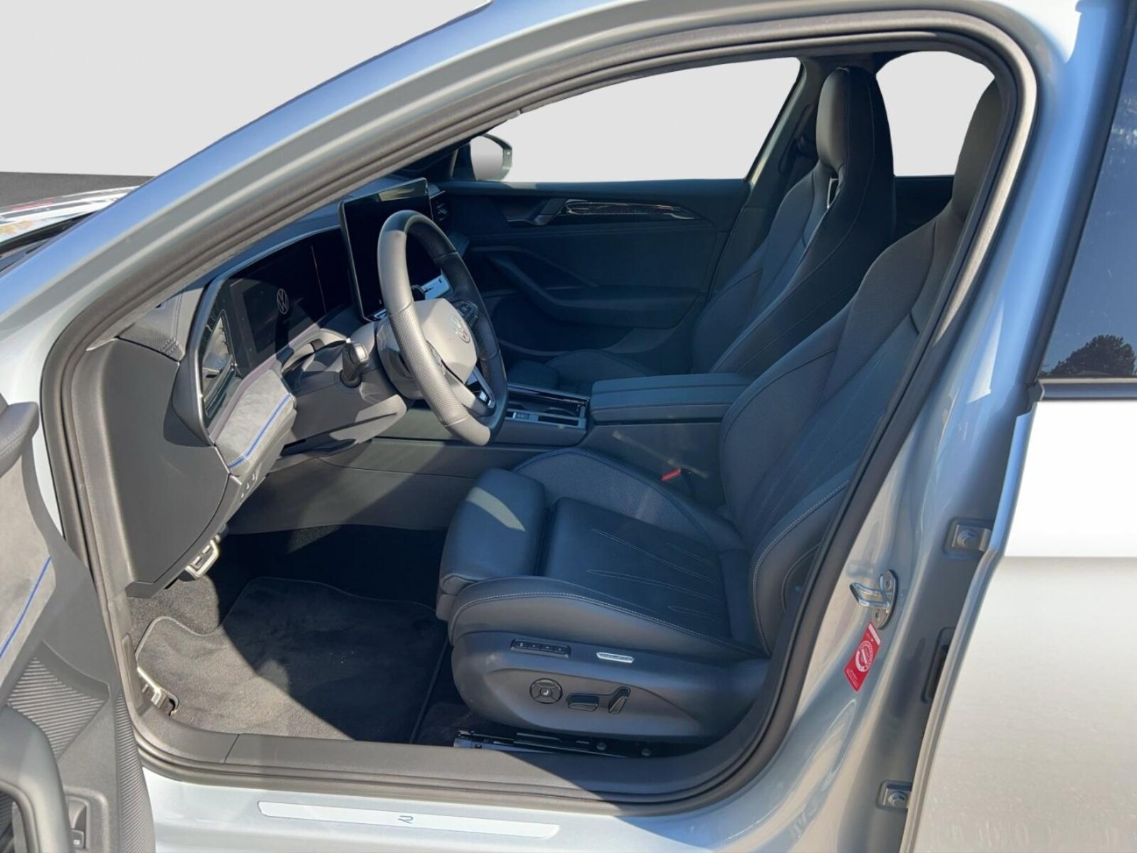 Volkswagen Passat – Bild 13