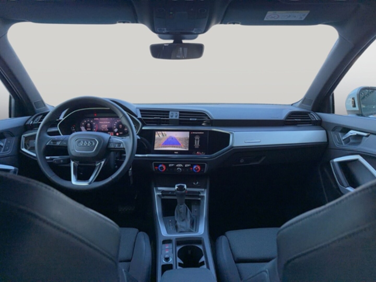 Bild über Audi Q3 TFSI 110 kW S tronic - für weitere Informationen kontaktieren Sie den Audi Partner