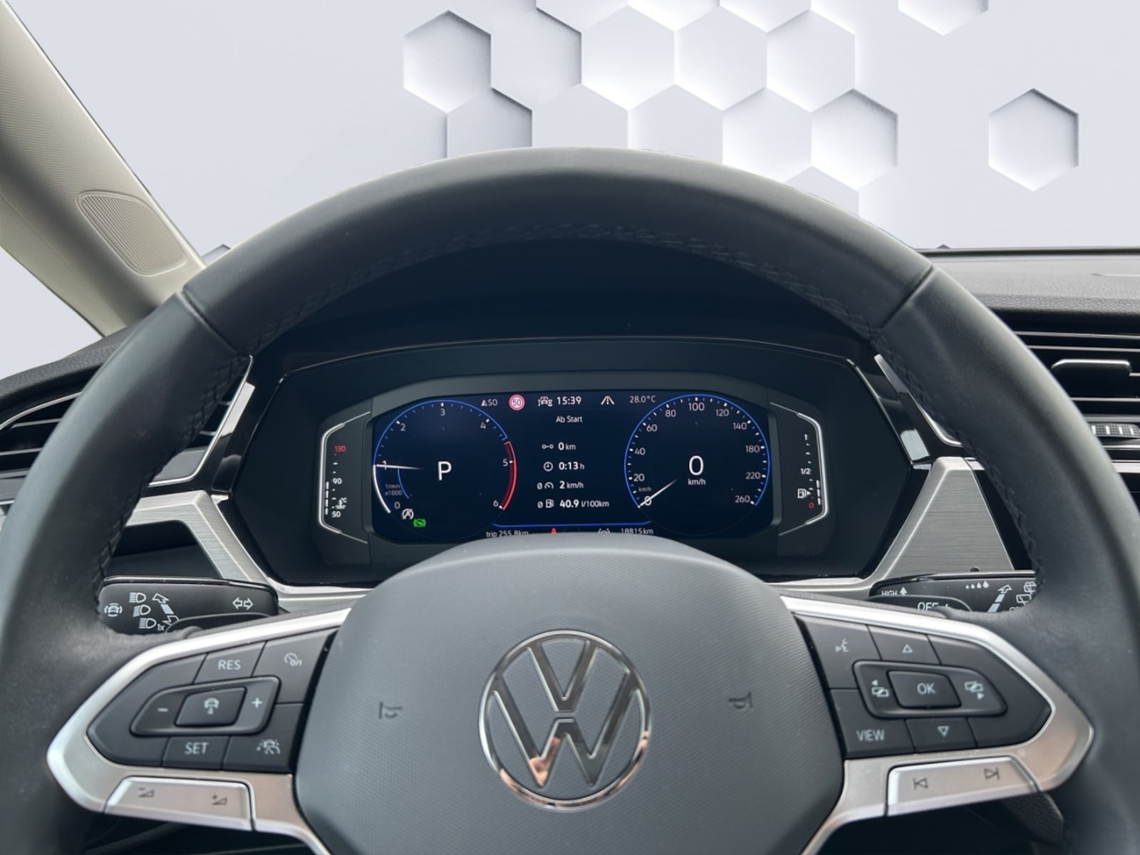 Volkswagen Touran – Bild 11