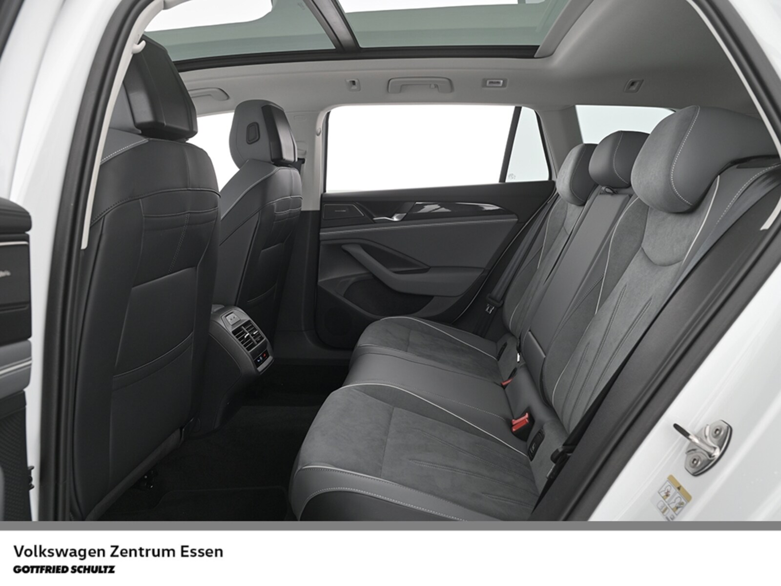 Volkswagen Passat – Bild 11