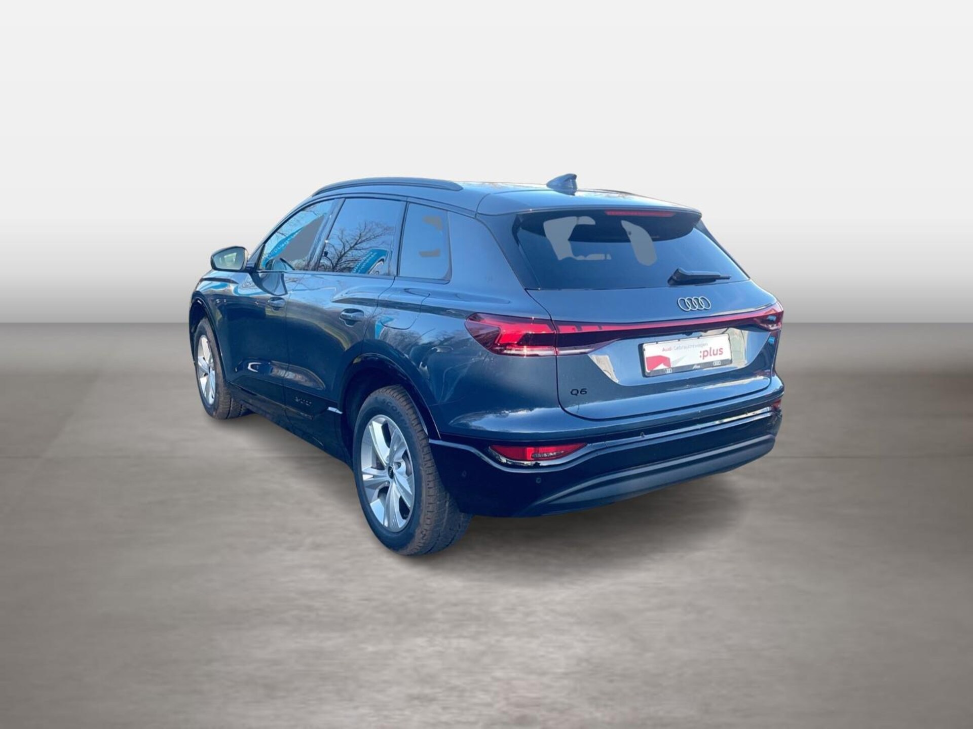 Audi Q6 SUV e-tron