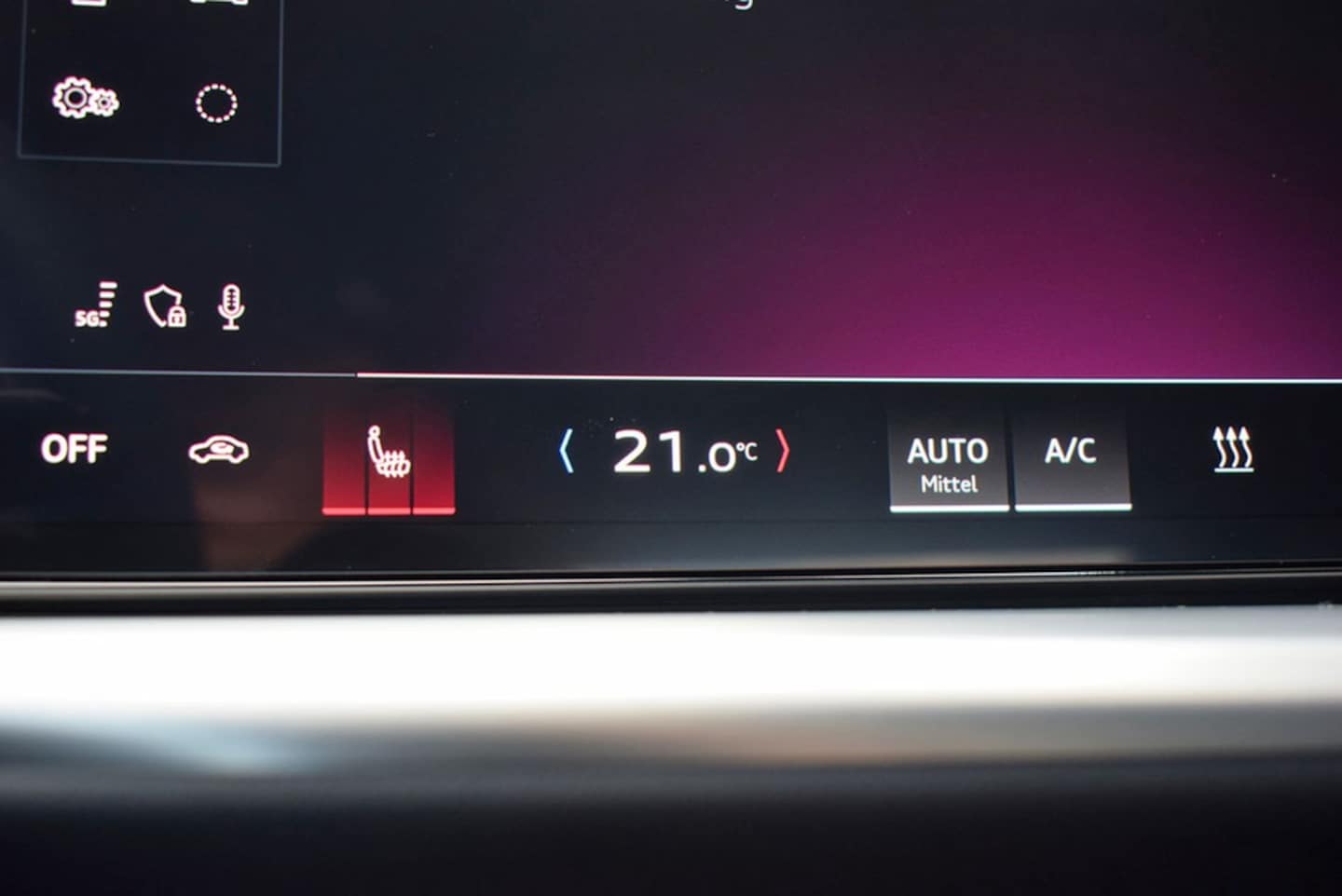Bild über Audi Q5 SUV TDI quattro 150 kW S tronic - für weitere Informationen kontaktieren Sie den Audi Partner