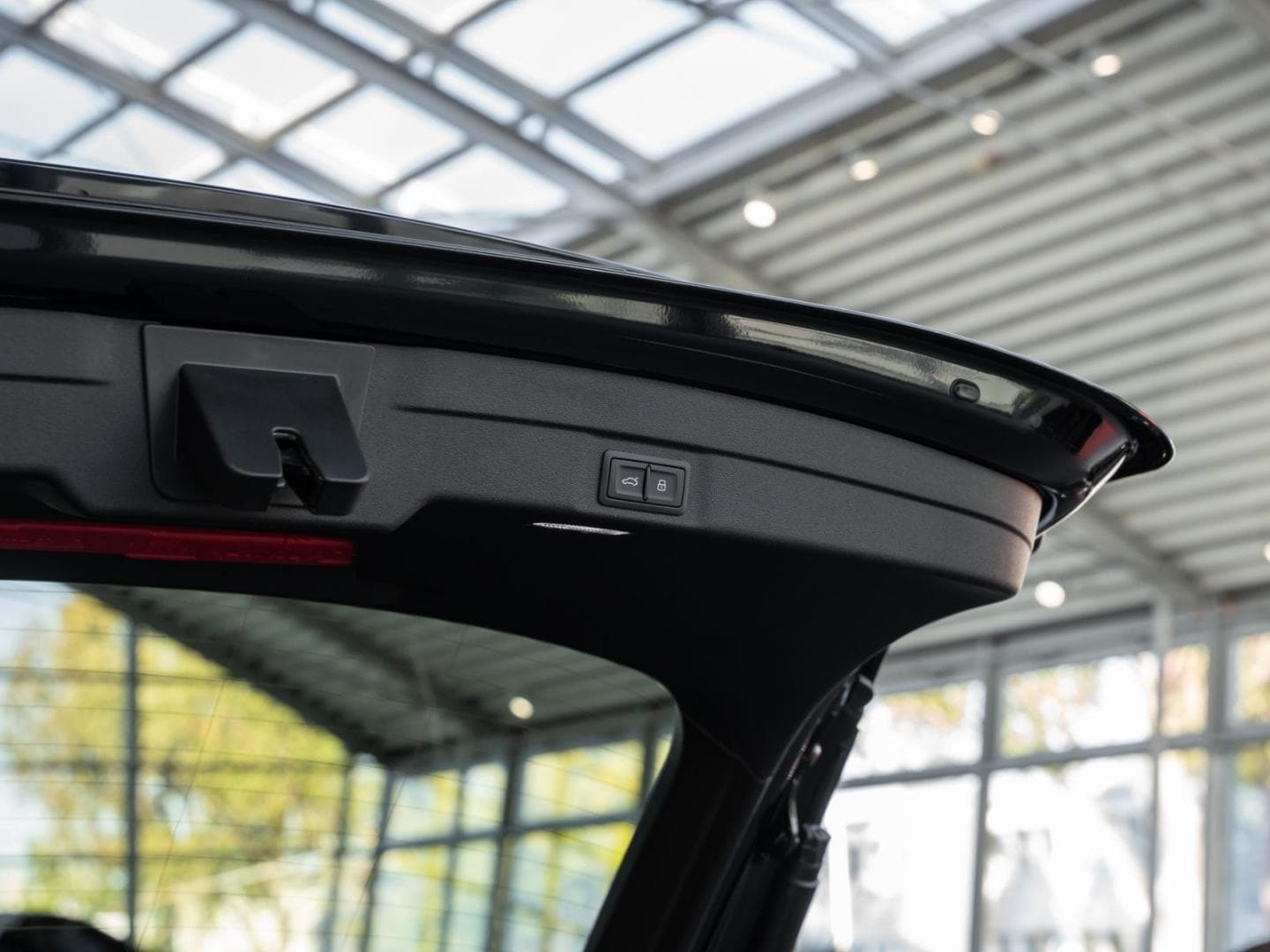 Bild über Audi A6 allroad TDI quattro 220 kW S tronic - für weitere Informationen kontaktieren Sie den Audi Partner