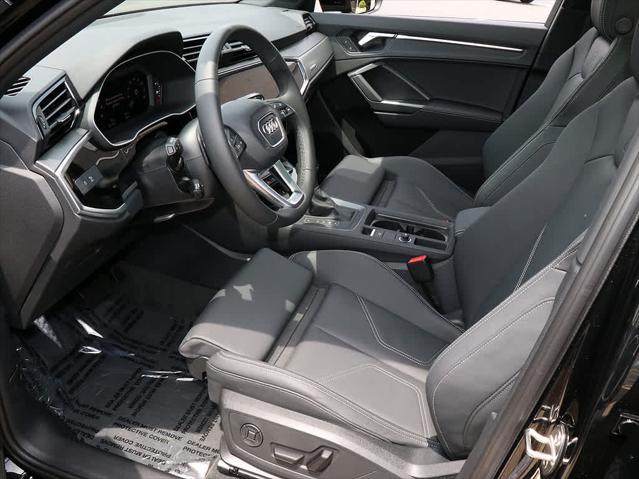 2025 AUDI Q3 - Image 12