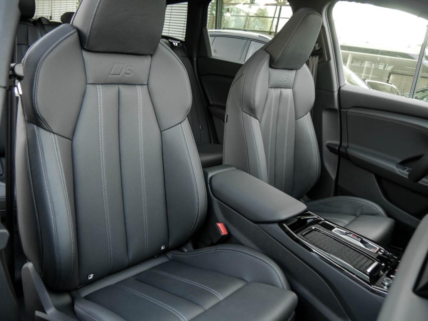 Image about Audi Q6 SUV e-tron e-tron performance