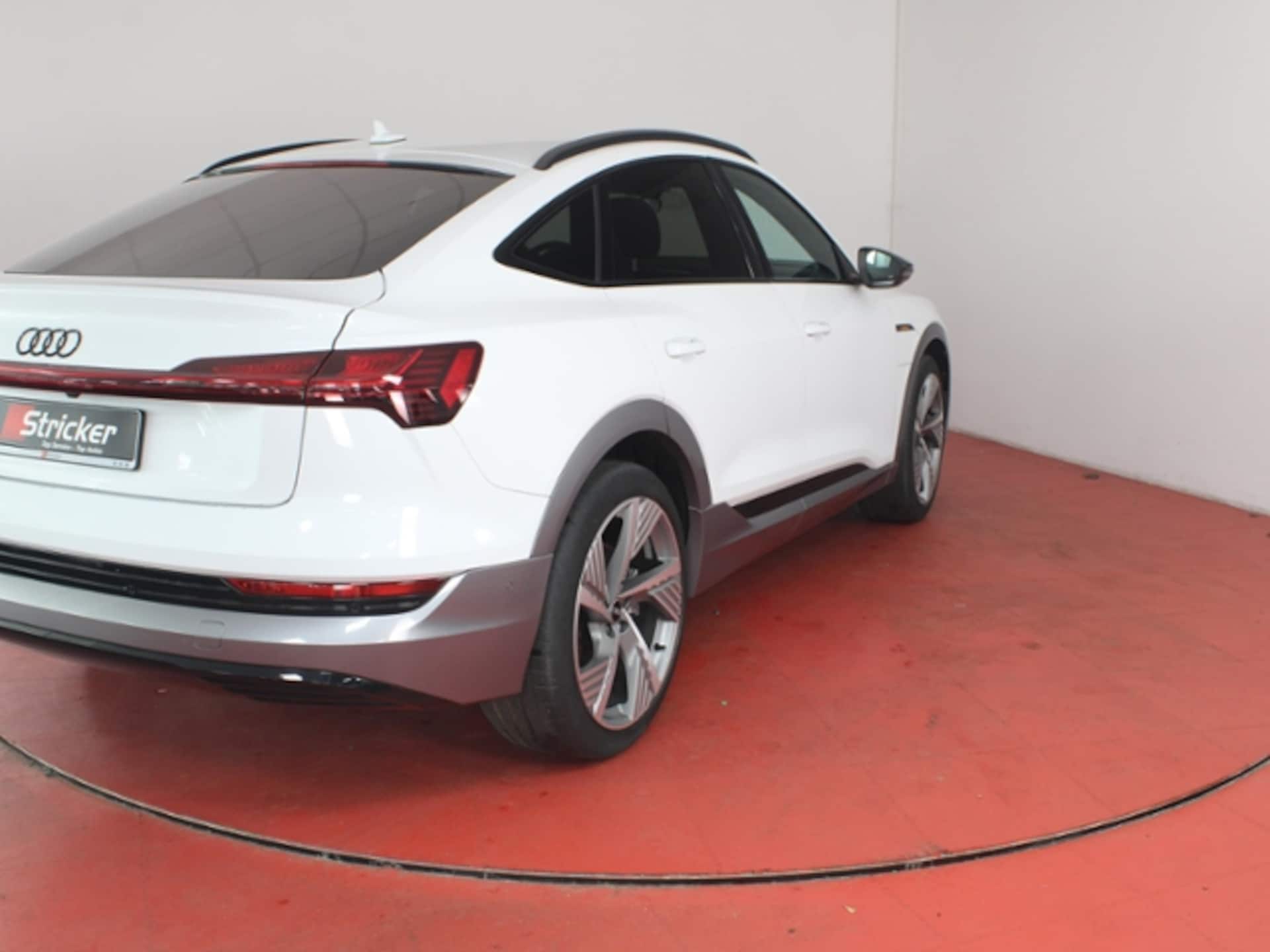 Audi e-tron Sportback advanced