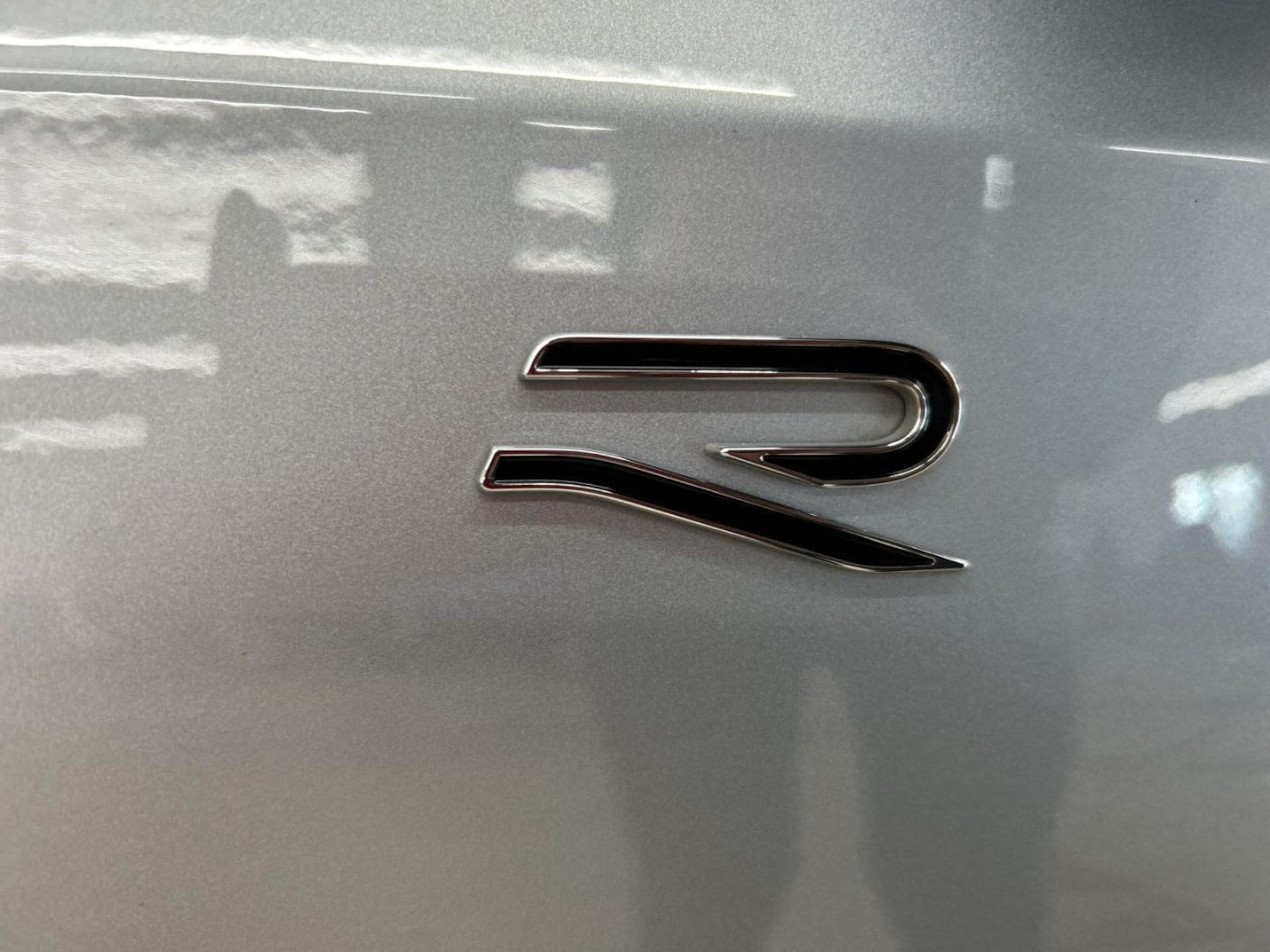 Volkswagen Golf R-Line