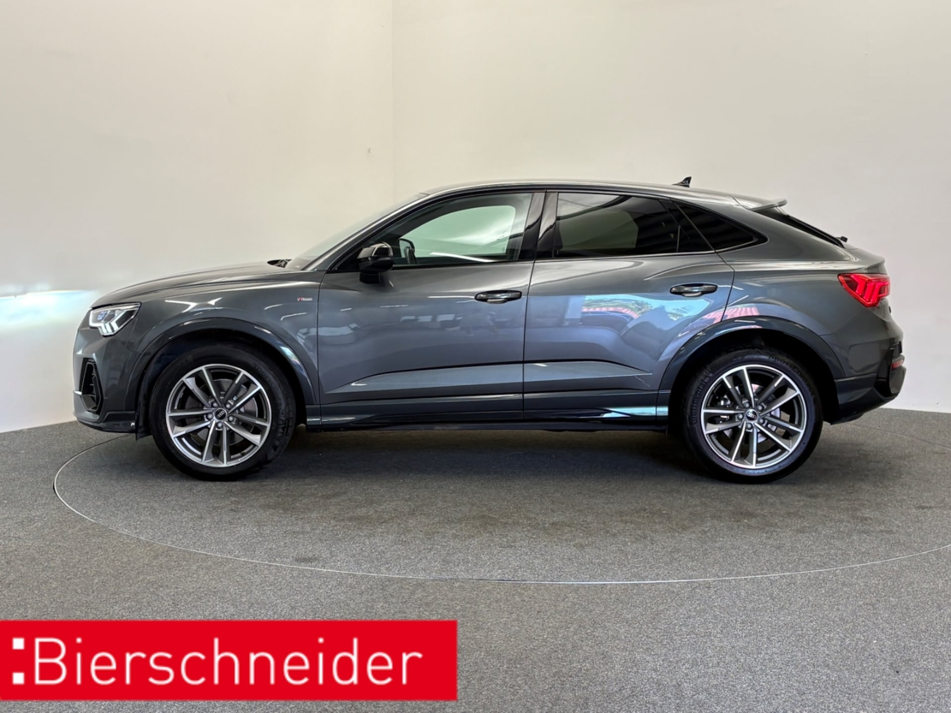 Audi Q3 Sportback S line